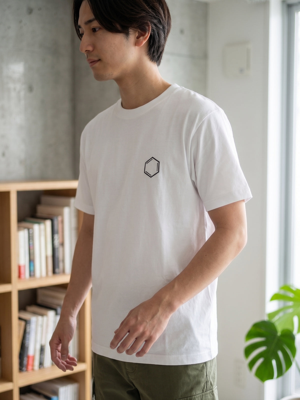 ベンゼンTシャツ